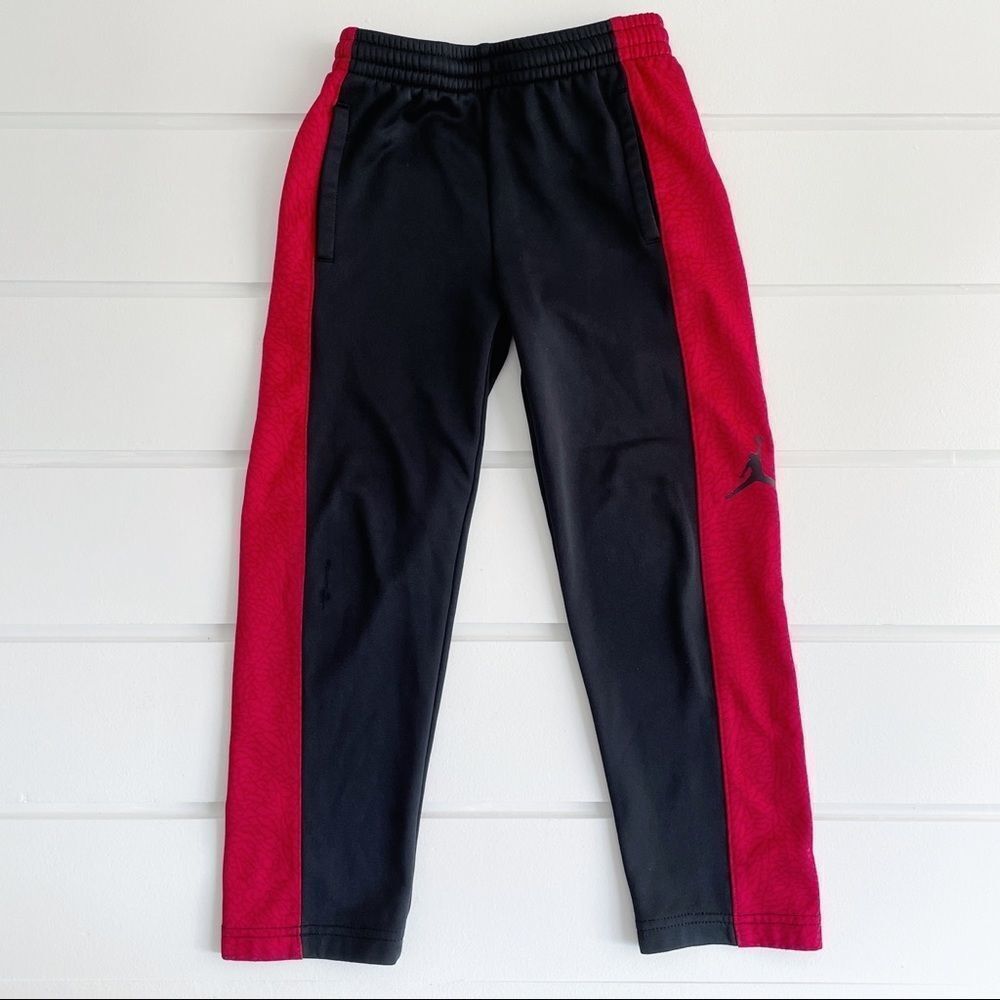 Air Jordan Boys Jumpman Therma-Fit Sweatpant Jogger Track Pants Size 5-6 M